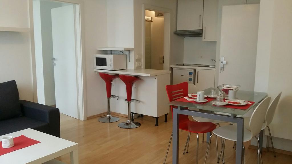 Ai Apartments リュブリャナ エクステリア 写真